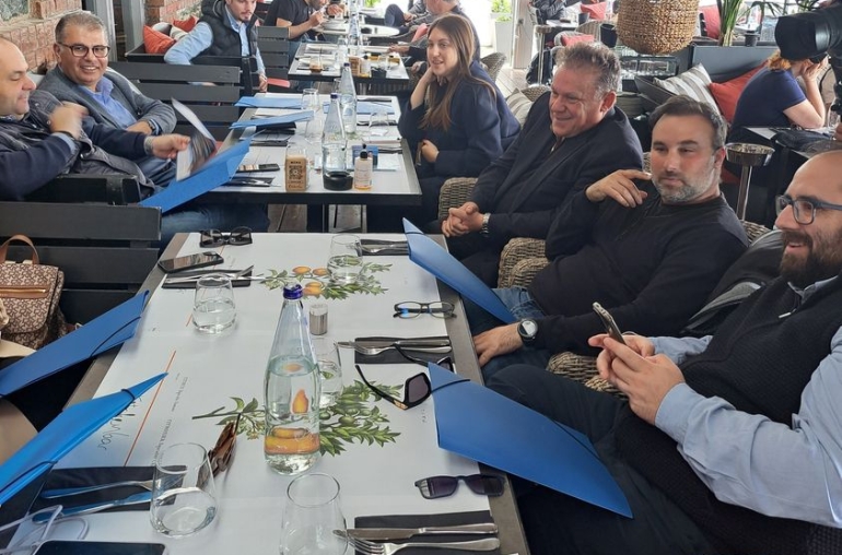 Συνάντηση με δημοσιογράφους της πόλης πραγματοποίησε το μεσημέρι ο υποψήφιος βουλευτής στην Α’ Θεσσαλονίκης με τη ΝΔ Μάριος Δράμαλης.
