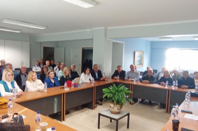 Στη σύσκεψη με τον πολύ αξιόλογο πρώην Υπουργό Νίκο Παναγιωτόπουλο, ως προέδρου της κεντρικής επιτροπής εκλογικού αγώνα, στη Διοικούσα Επιτροπή ΝΔ Θεσσαλονίκης